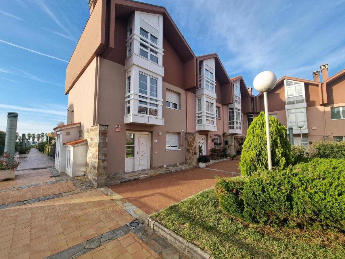 Vila 158A Triplex Rinconin Con Piscina Gijón Exteriér fotografie