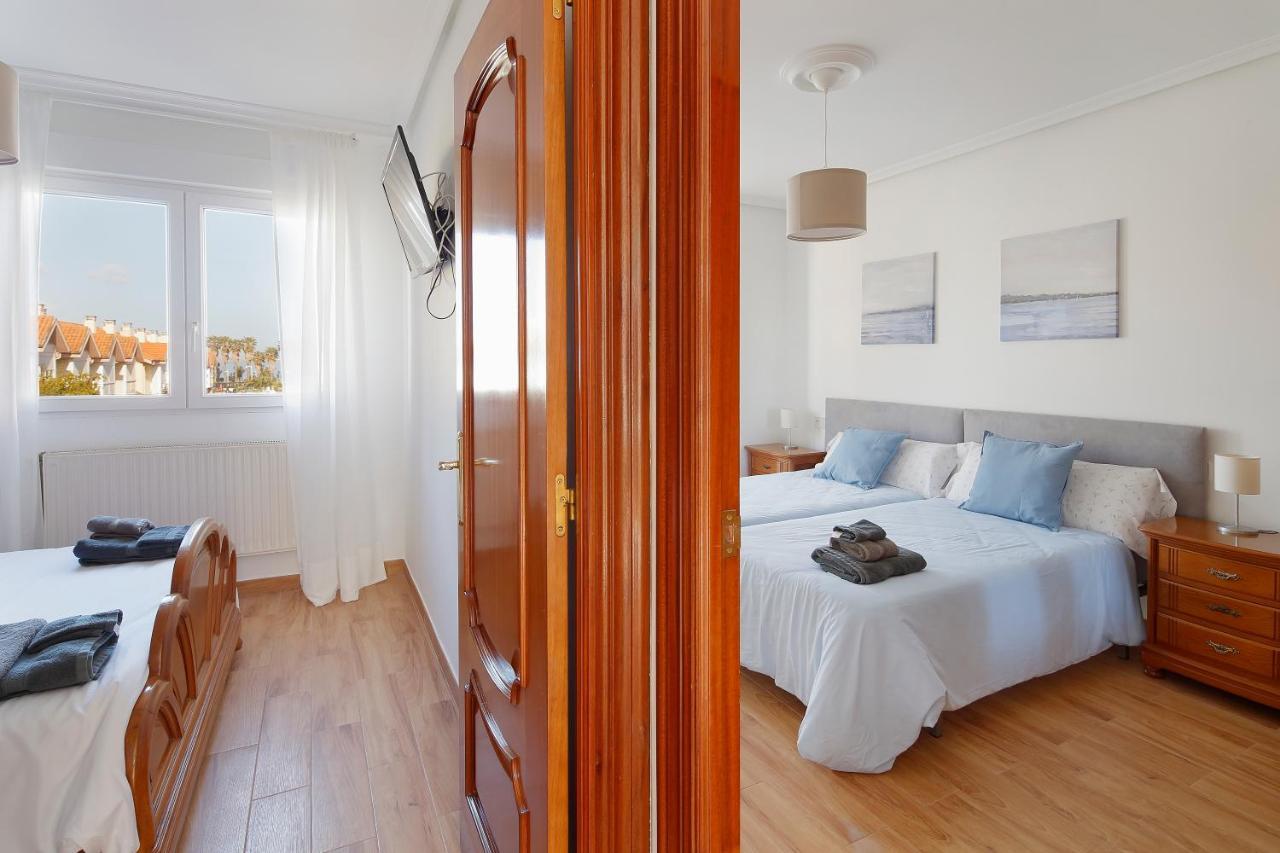 Vila 158A Triplex Rinconin Con Piscina Gijón Exteriér fotografie