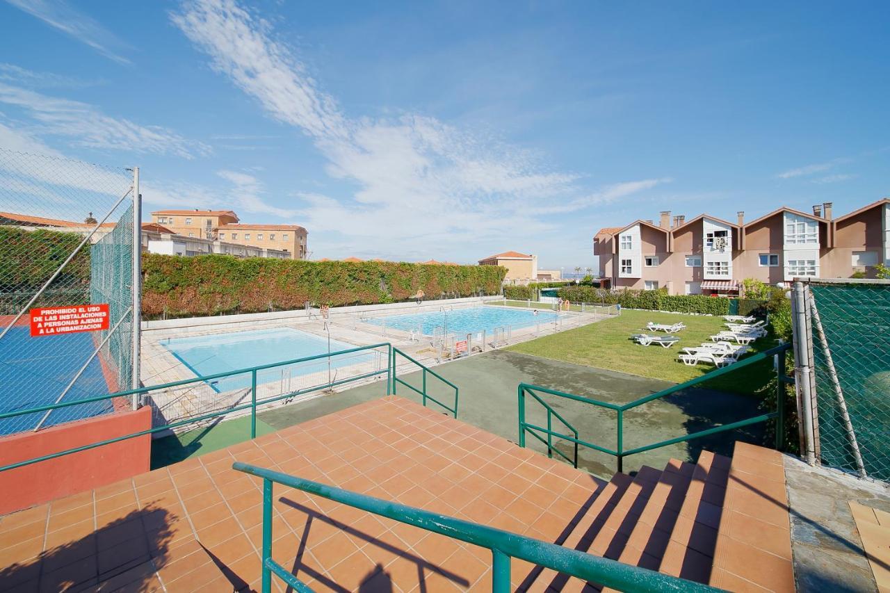 Vila 158A Triplex Rinconin Con Piscina Gijón Exteriér fotografie